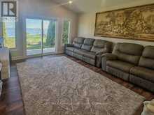 652 ROBEL DRIVE | Selwyn Ontario | Slide Image Eighteen