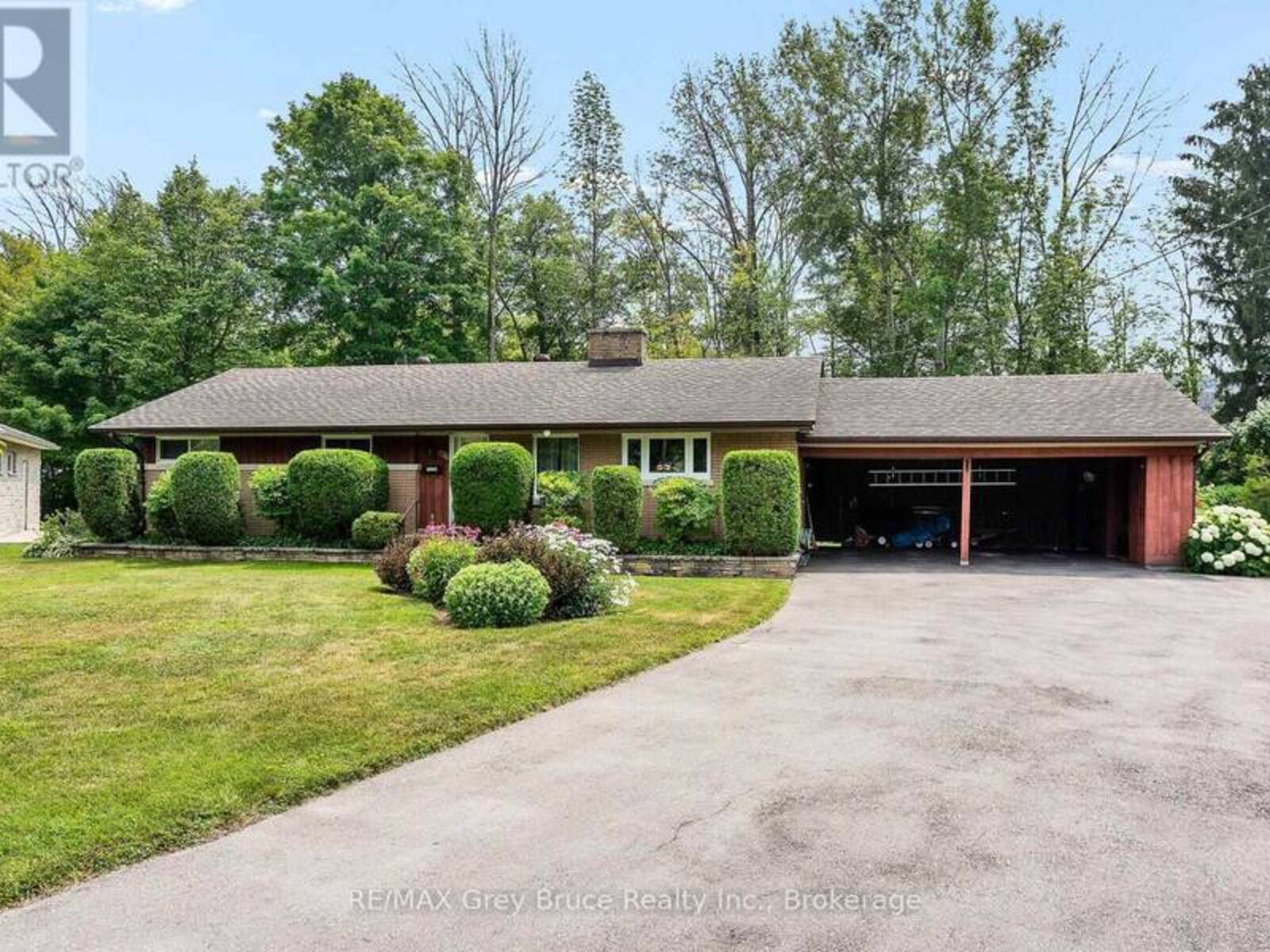 336 6TH AVENUE E, Owen Sound, Ontario N4K 2T6