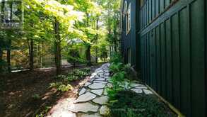 129 DAVOS DRIVE | The Blue Mountains Ontario | Slide Image Forty-one