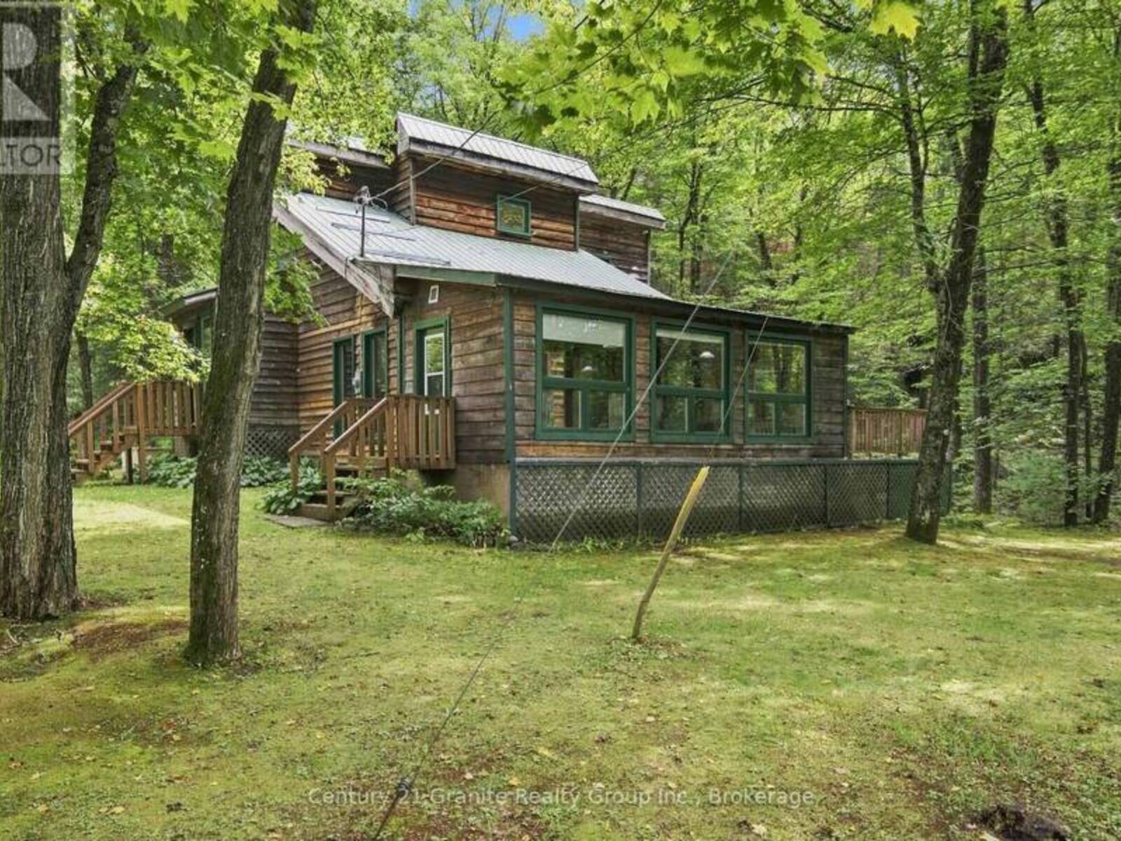 1131 KANAWA LANE, Haliburton, Ontario K0M 1S0