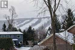 104 LAURIE'S COURT | The Blue Mountains Ontario | Slide Image Thirty