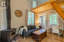 1547 NORTH PICKEREL LAKE ROAD | Magnetawan Ontario | Slide Image Nineteen