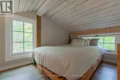 1547 NORTH PICKEREL LAKE ROAD | Magnetawan Ontario | Slide Image Thirty