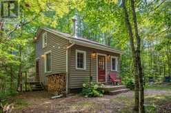 1547 NORTH PICKEREL LAKE ROAD | Magnetawan Ontario | Slide Image Three