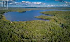 1547 NORTH PICKEREL LAKE ROAD | Magnetawan Ontario | Slide Image Thirty-eight