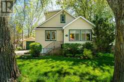 239 OAK STREET | Stayner Ontario | Slide Image Three