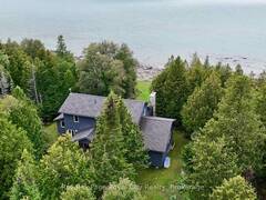 15 HAWES ROAD Lion's Head Ontario, N0H 1W0
