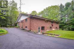 55 DENNISS DRIVE | Bracebridge Ontario | Slide Image Four
