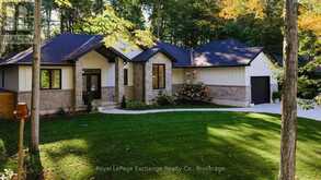 44 BLAIRS TRAIL | Kincardine Ontario | Slide Image Eleven