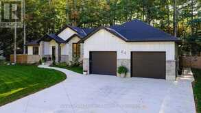 44 BLAIRS TRAIL | Kincardine Ontario | Slide Image Two