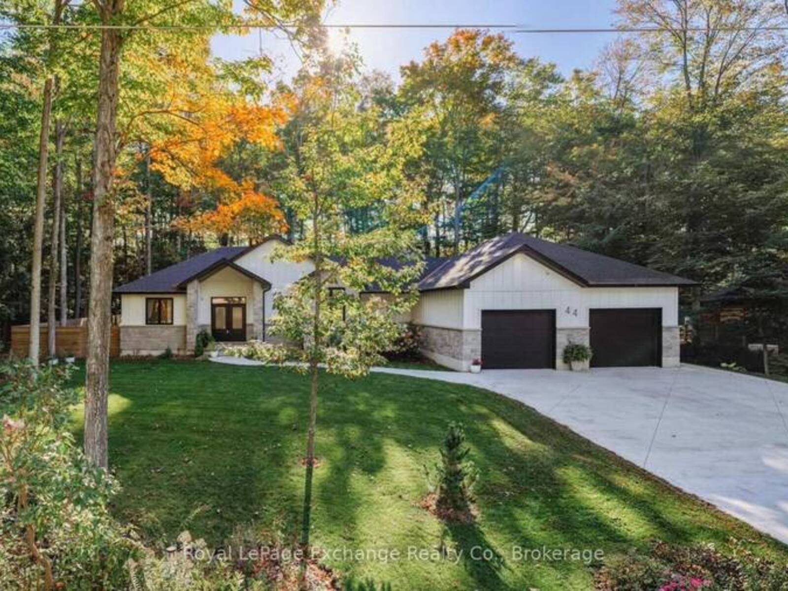 44 BLAIRS TRAIL, Kincardine, Ontario N2Z 0B3