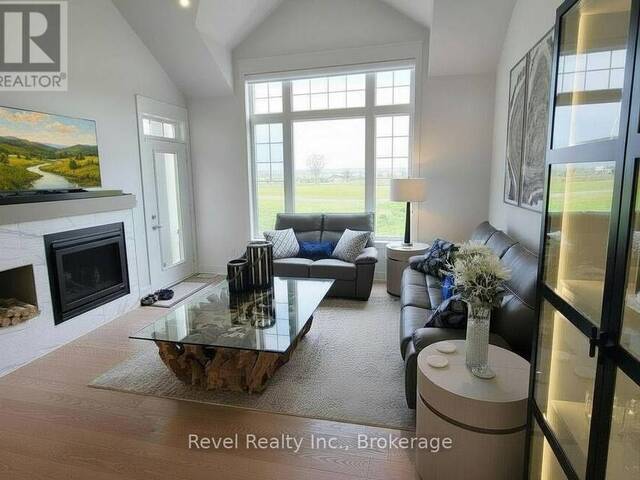 258 IRONWOOD WAY Georgian Bluffs Ontario, N0H 1S0 - 2 Bedrooms Waterfront Condo For Sale