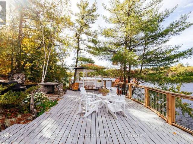 566 HUNGRY BAY ROAD W Port Severn Ontario, L0K 1S0 - 3 Bedrooms Waterfront Home For sale