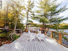 566 HUNGRY BAY ROAD W Port Severn Ontario, L0K 1S0
