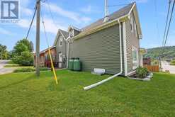 33 MAPLE AVENUE | Haliburton Ontario | Slide Image Forty-six