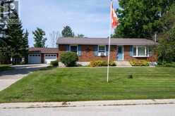 19 SMITH STREET | Kincardine Ontario | Slide Image Two