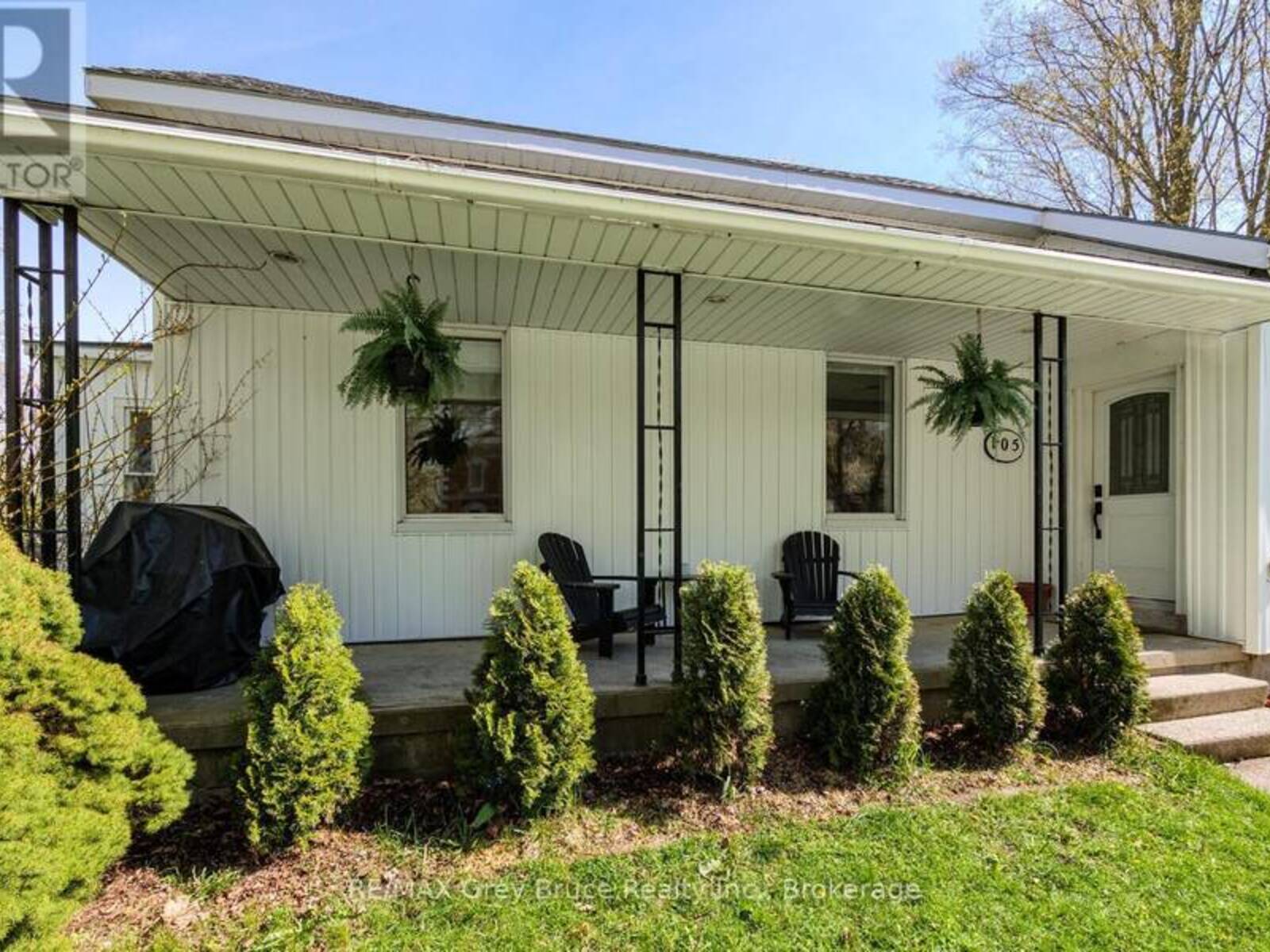 105 MAIN STREET, Tara, Ontario N0H 2N0