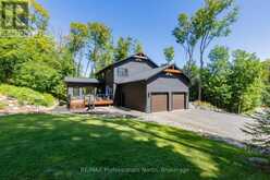 29 NATURES WAY | Huntsville Ontario | Slide Image Eight