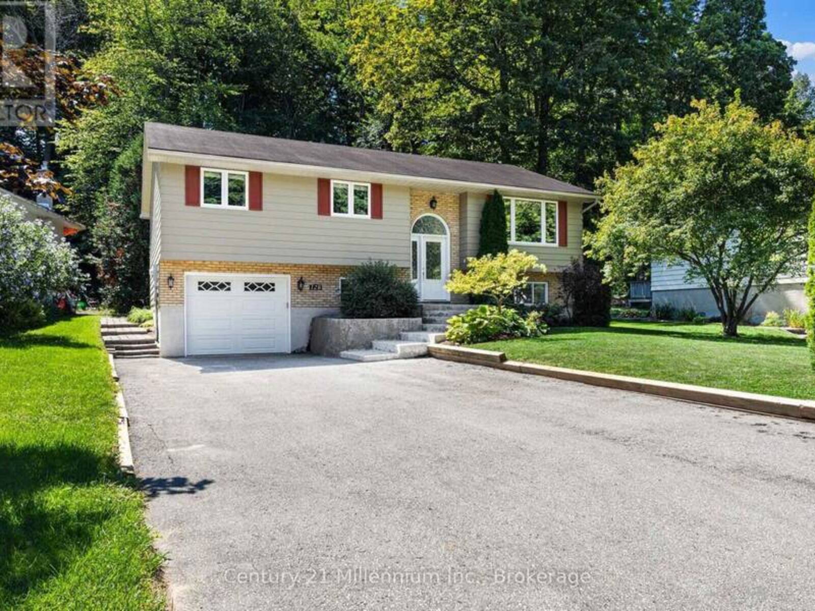 128 PARKLANE CRESCENT, Meaford, Ontario N4L 1A6