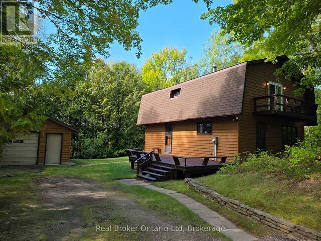 14 EMERSON AVENUE S Sauble Beach Ontario, N0H 2G0 - 3 Bedrooms Home For Sale