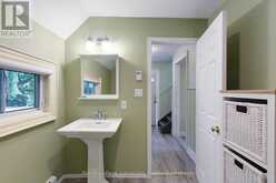 40 ALICE STREET E | Thornbury Ontario | Slide Image Thirty-three