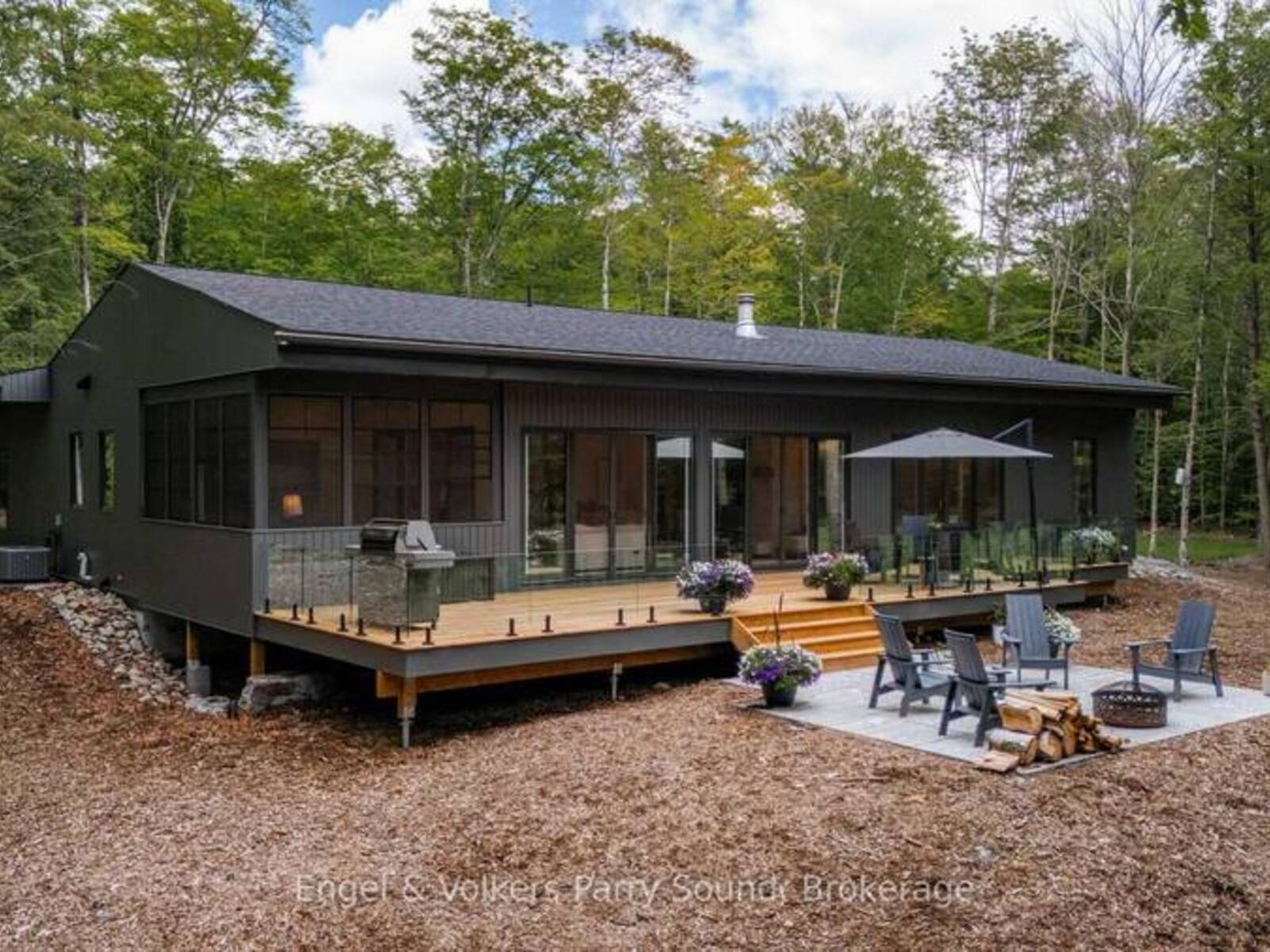 15 BEECHWOOD DRIVE, Seguin, Ontario P2A 2W8