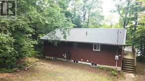 1214 HUBBARD & MONTGOMERY LANE | Haliburton Ontario | Slide Image Eighteen