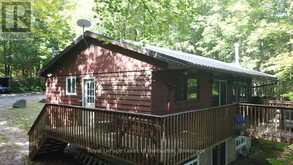 1214 HUBBARD & MONTGOMERY LANE | Haliburton Ontario | Slide Image Two