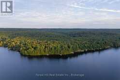 1155 WOLF CIRCLE | Lake of Bays Ontario | Slide Image Eleven