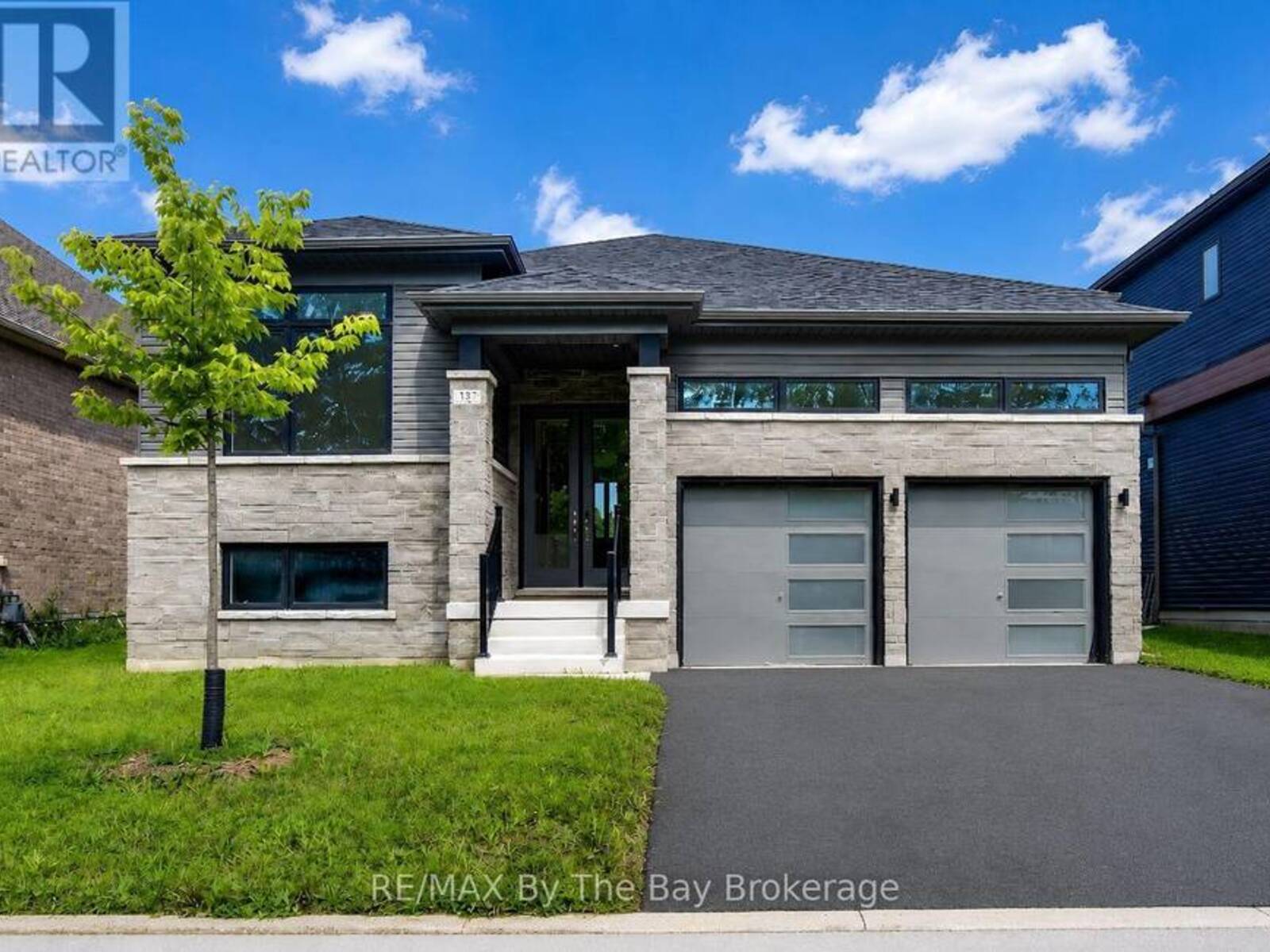 232 RAMBLEWOOD DRIVE, Wasaga Beach, Ontario L9Z 0L6
