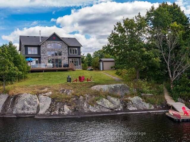 730 124 HIGHWAY McKellar Ontario, P0G 1C0 - 5 Bedrooms Waterfront Home For sale