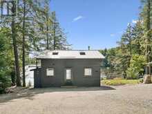 1211 PLUTO TRAIL | Haliburton Ontario | Slide Image Seven