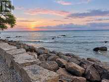 22 WILLIAM AVENUE | Wasaga Beach Ontario | Slide Image Four
