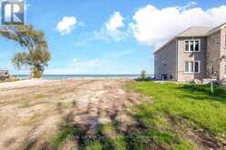 22 WILLIAM AVENUE | Wasaga Beach Ontario | Slide Image Nine
