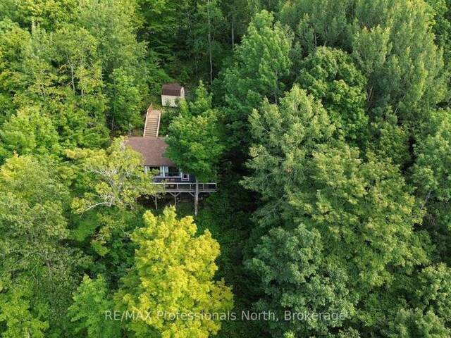 1258-2 WINDEMERE ROAD Utterson Ontario, P0B 1M0 - 3 Bedrooms Waterfront Home For sale