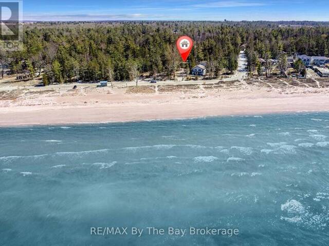 278 COASTLINE DRIVE Wasaga Beach Ontario, L9Z 2M4 - 3 Bedrooms Waterfront Home For sale