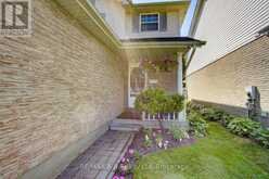223 MELRAN DRIVE | Cambridge Ontario | Slide Image Two