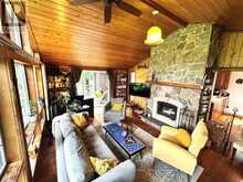 10 NEVISON DRIVE | Coboconk Ontario | Slide Image Two