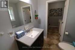 206 PICTON STREET E | Goderich Ontario | Slide Image Thirteen