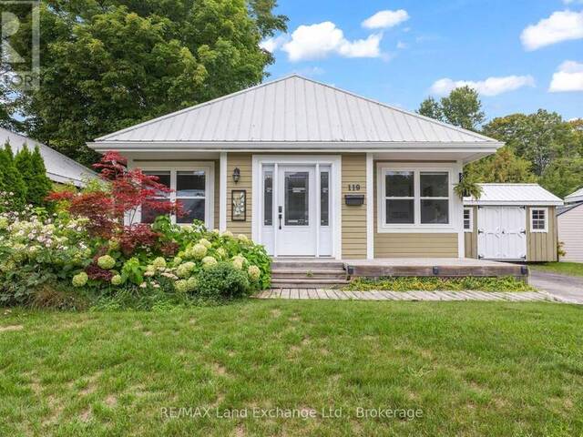 119 - 383 MCNABB STREET Southampton Ontario, N0H 2L0 - 3 Bedrooms Home For Sale