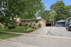 73 KNIGHTSWOOD BOULEVARD | Guelph Ontario | Slide Image Three