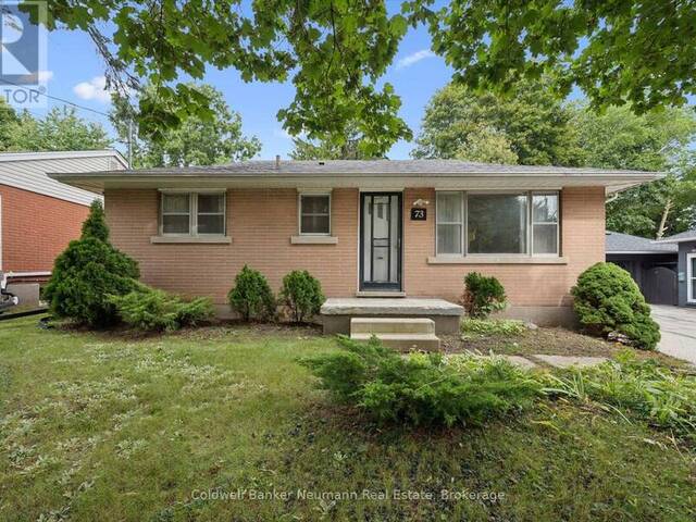 73 KNIGHTSWOOD BOULEVARD Guelph Ontario, N1E 3W6 - 3 Bedrooms Home For Sale
