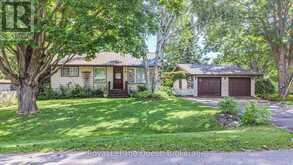 17 HUGHES ROAD E | Orillia Ontario | Slide Image One