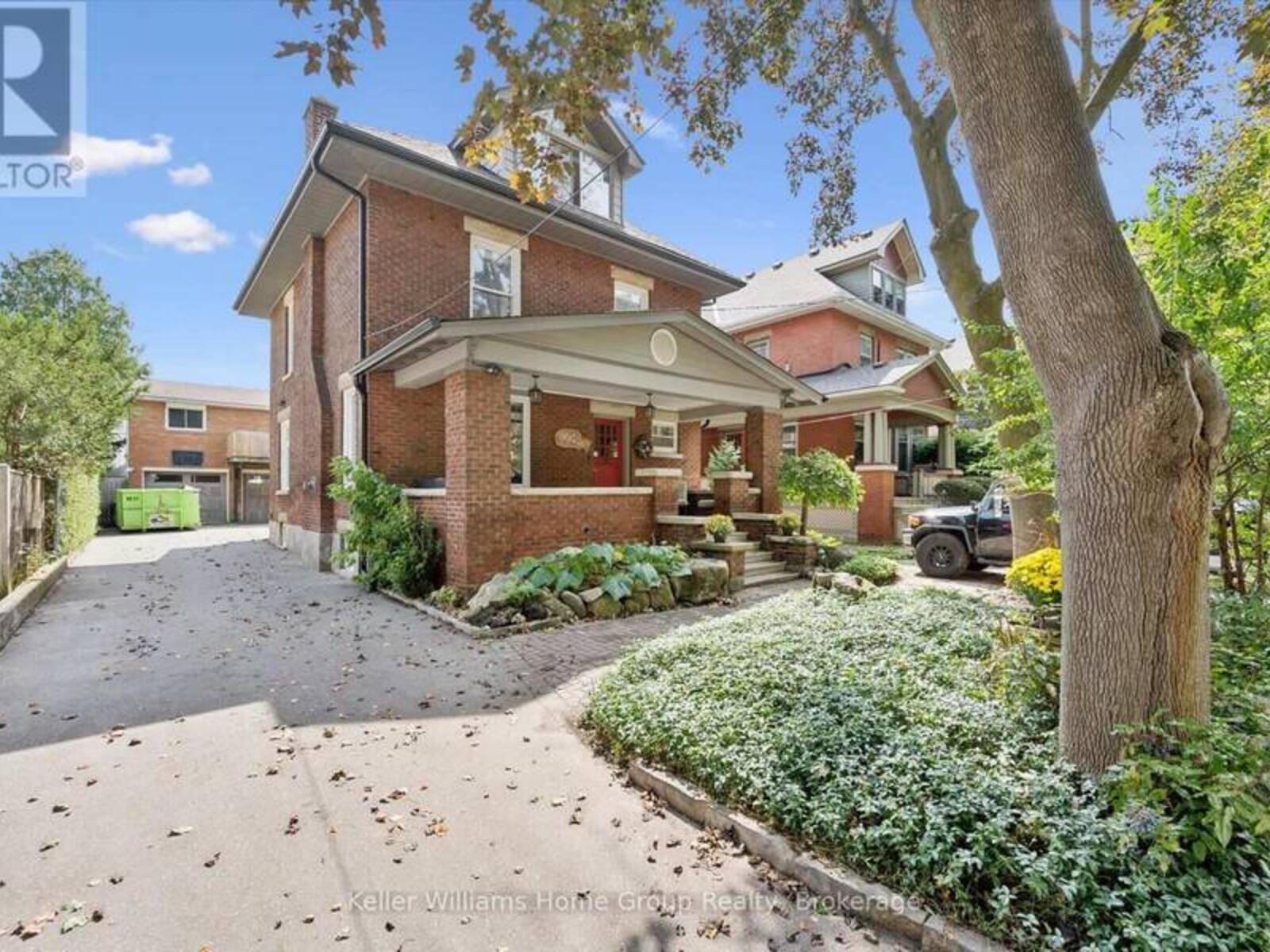 28 OXFORD STREET, Guelph, Ontario N1H 2M3