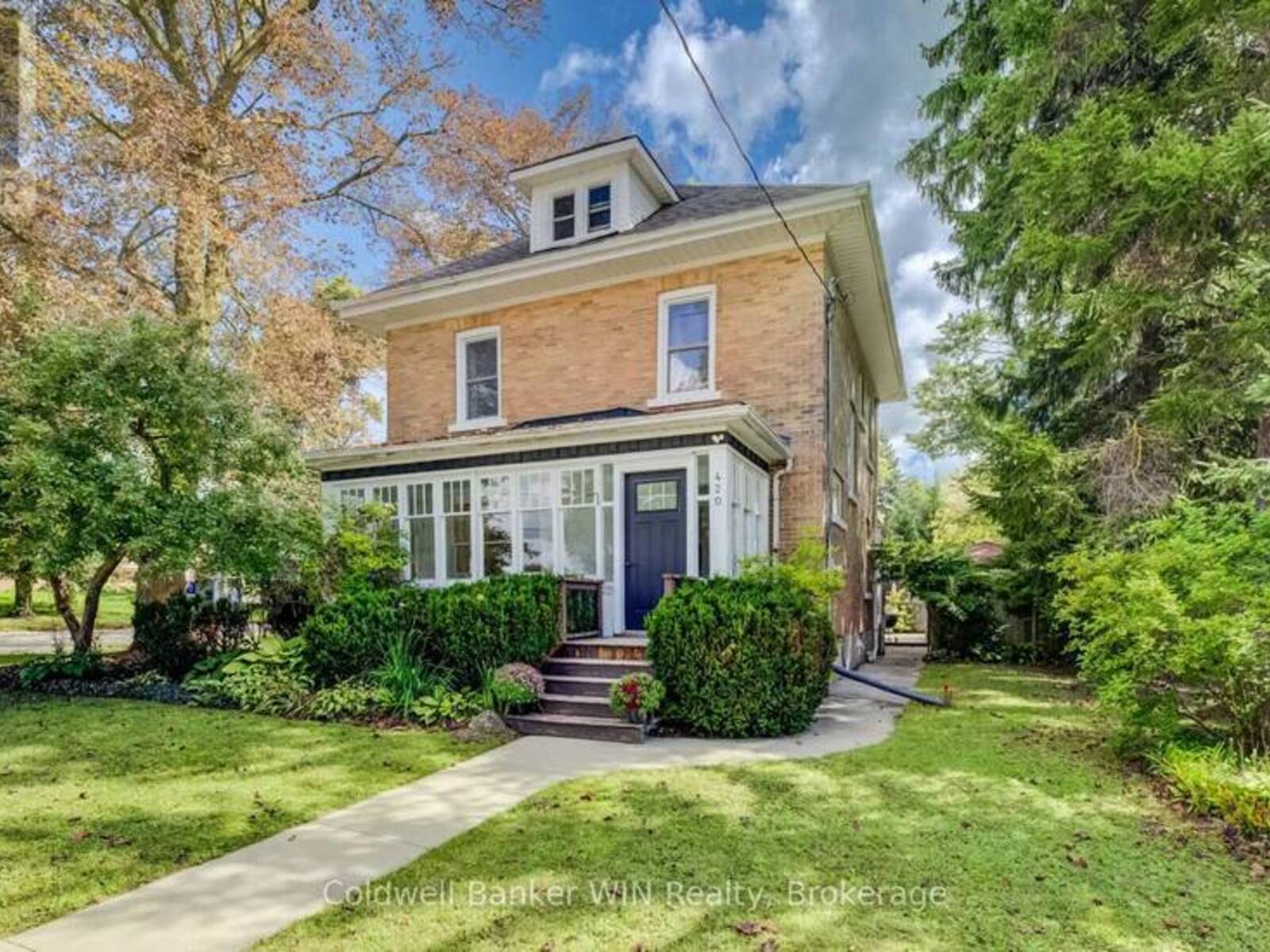 420 PARKSIDE DRIVE, Mount Forest, Ontario N0G 2L3