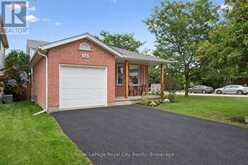 38 BORLAND DRIVE | Guelph Ontario | Slide Image Two