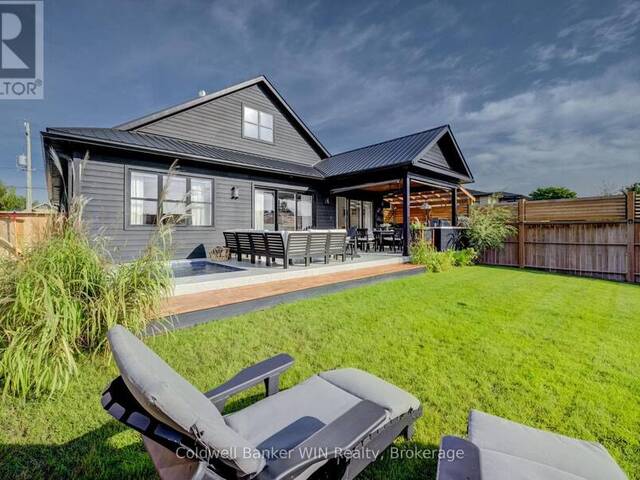 420 WELLINGTON STREET E Mount Forest Ontario, N0G 2L4 - 2 Bedrooms Home For Sale