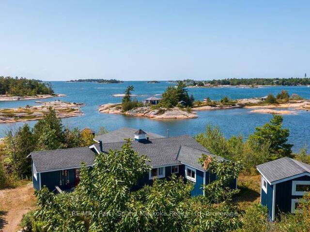 15 FORSYTH'S ROAD Carling Ontario, P0G 1G0 - 2 Bedrooms Waterfront Home For sale