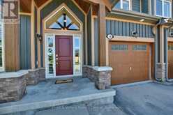 18 ROBBIE WAY | Collingwood Ontario | Slide Image Two