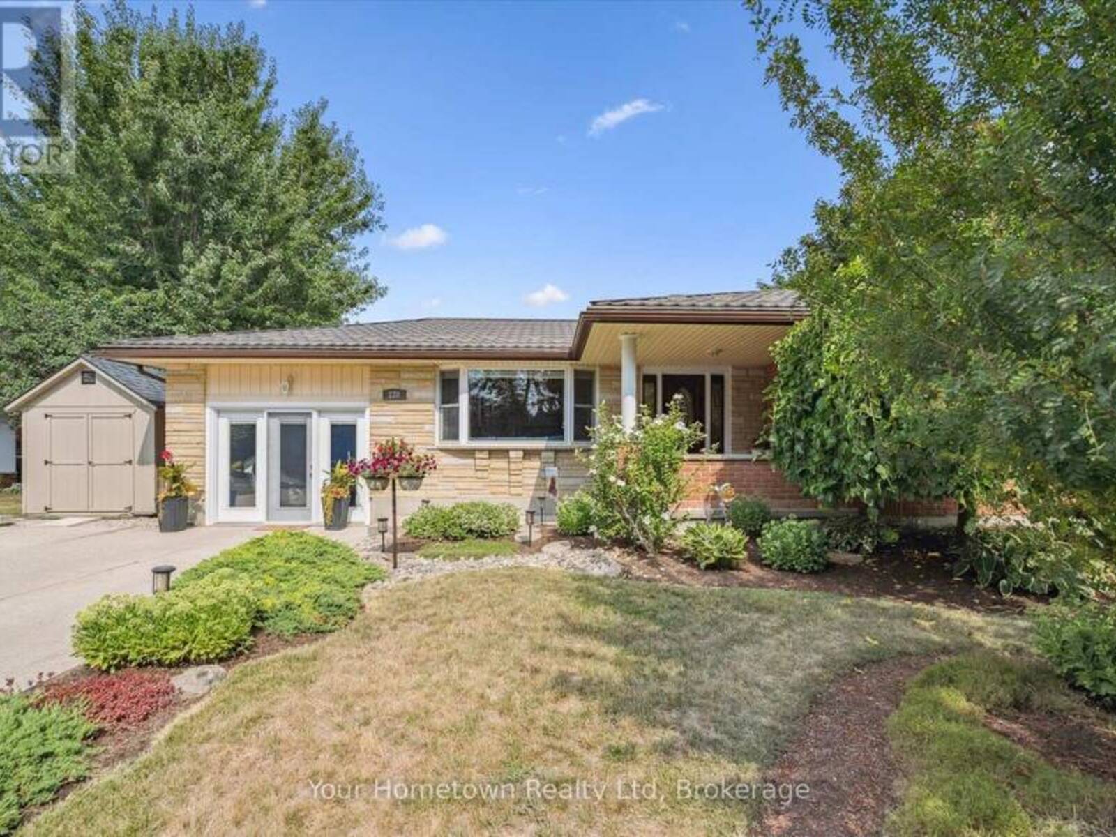 220 COLBORNE STREET, Elora, Ontario N0B 1S0